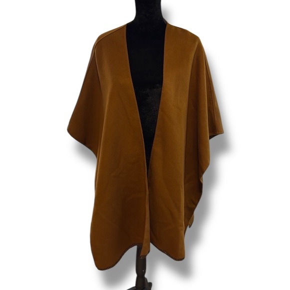 COS Contrast Stitch Cape One Size - Picture 1 of 4